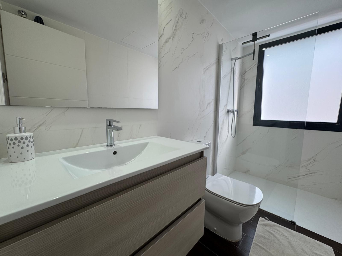 Appartement te koop in Casares Playa | 2 slaapkamers H5140726