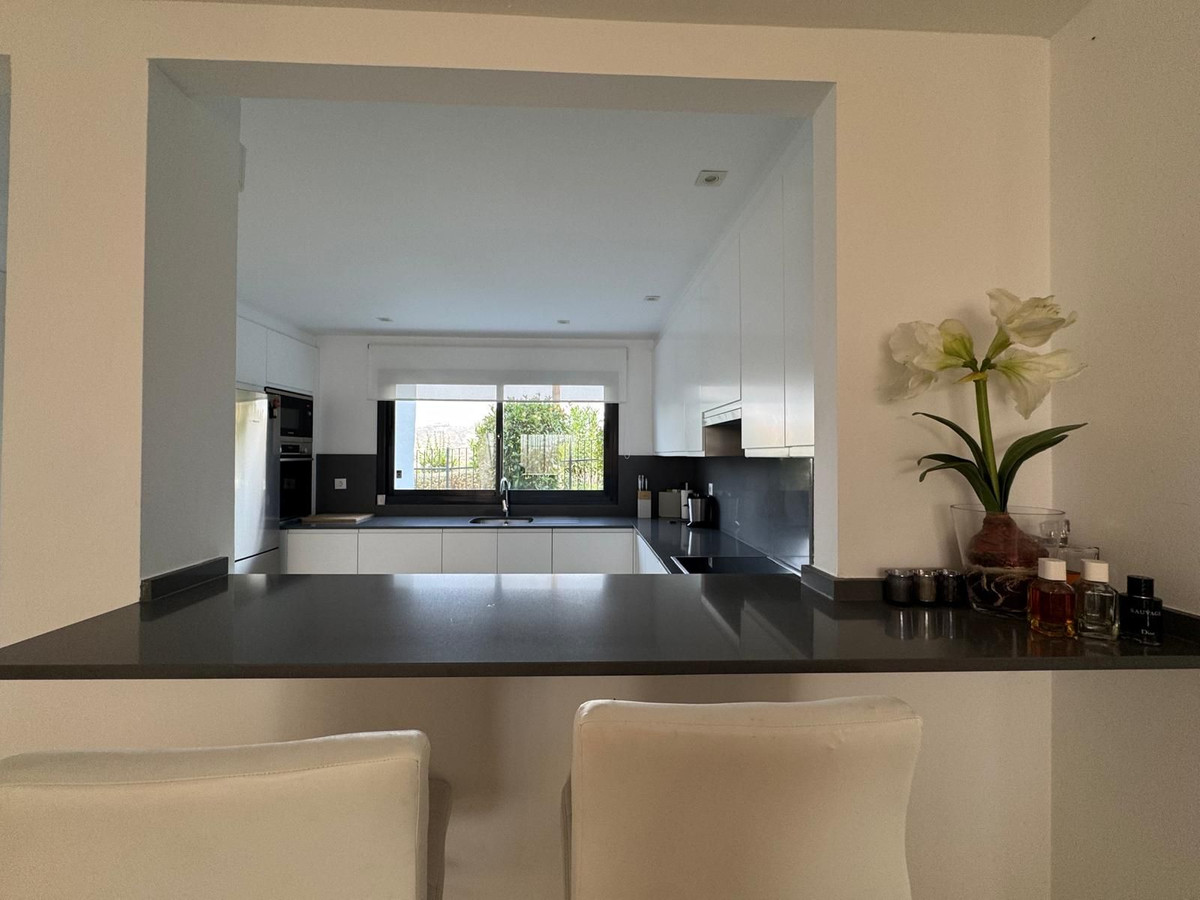 Appartement te koop in Casares Playa | 2 slaapkamers H5140726