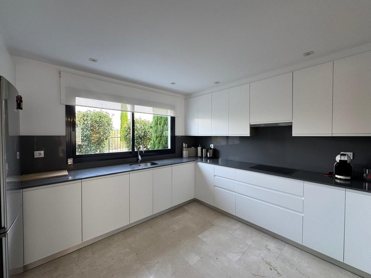Appartement te koop in Casares Playa | 2 slaapkamers H5140726