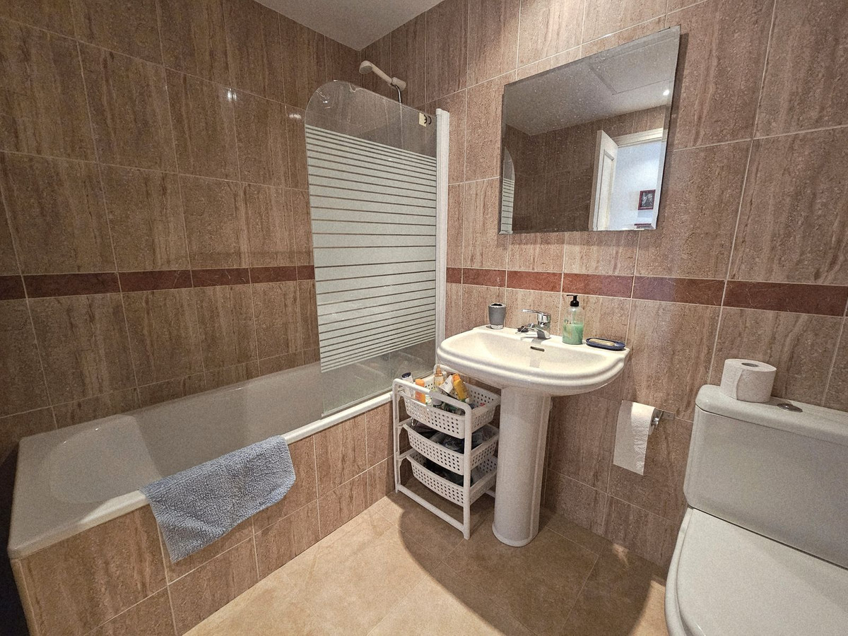 Penthouse te koop in Casares Playa | 3 slaapkamers H5146048