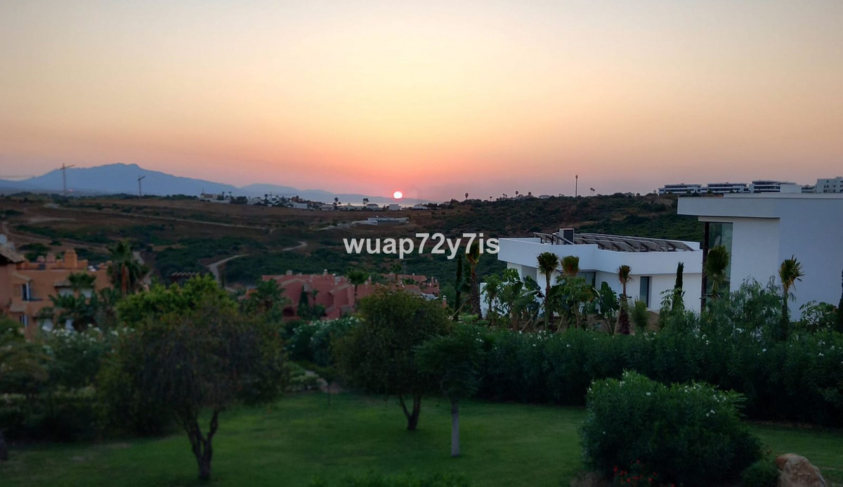 Appartement te koop in Casares Playa | 2 slaapkamers H5148268