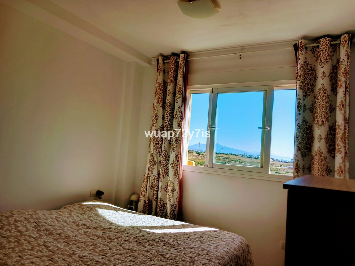 Appartement te koop in Casares Playa | 2 slaapkamers H5148268