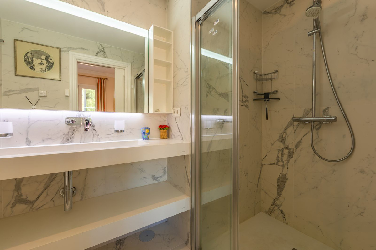 Property main view 39