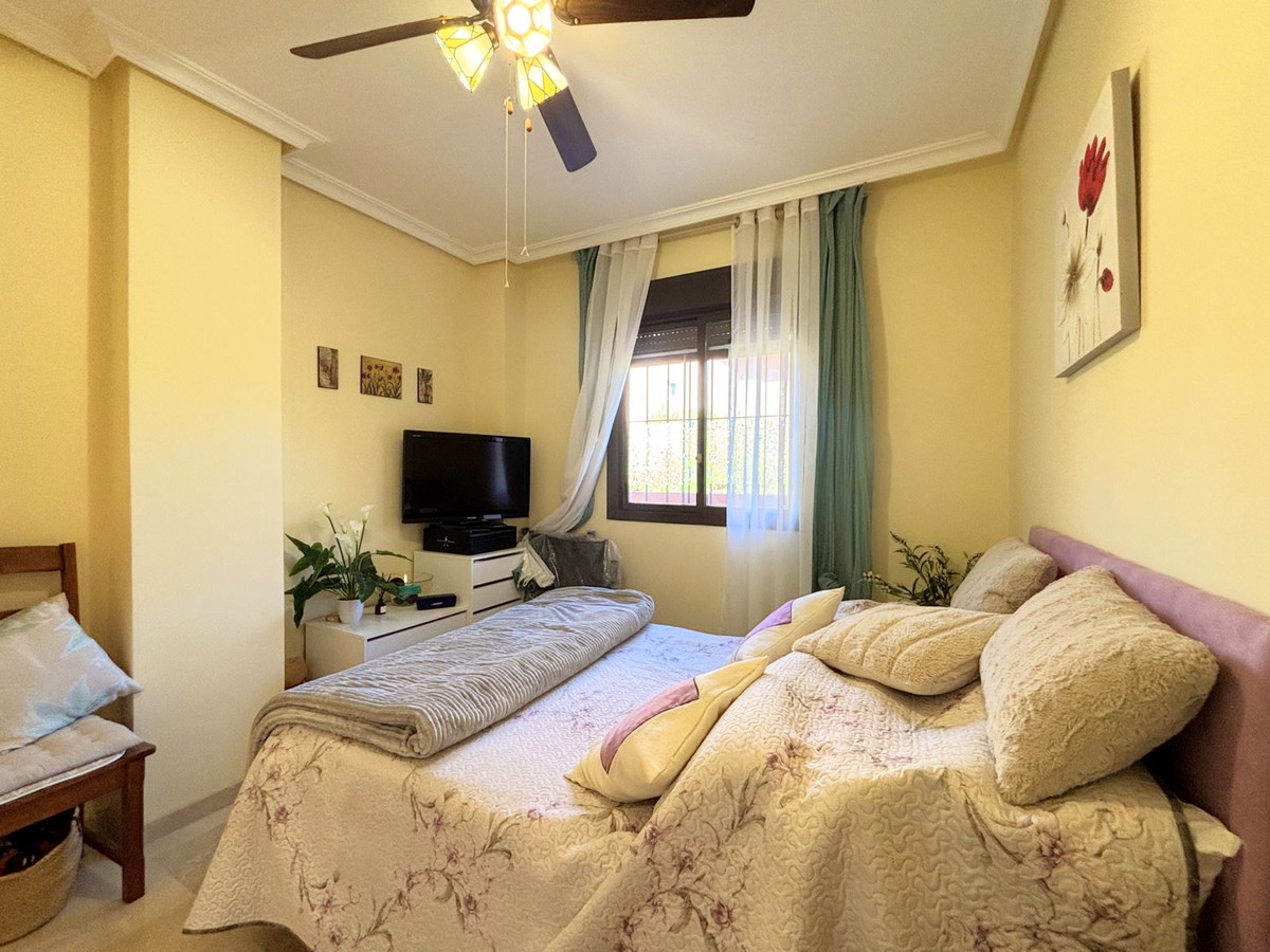 Appartement te koop in Casares Playa | 2 slaapkamers H5153062