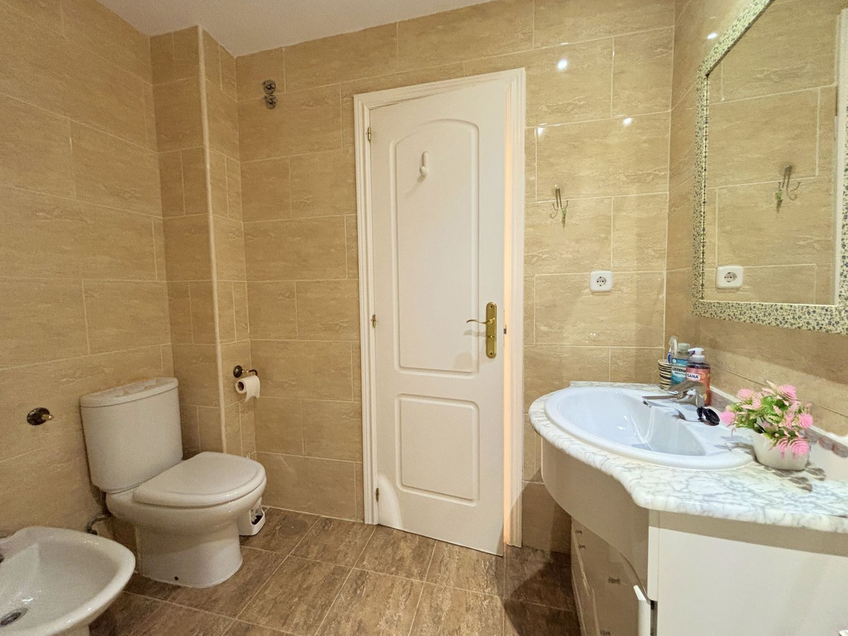 Appartement te koop in Casares Playa | 2 slaapkamers H5153062