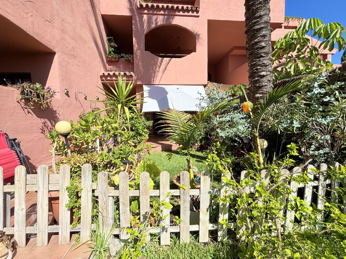 Appartement te koop in Casares Playa | 2 slaapkamers H5153062