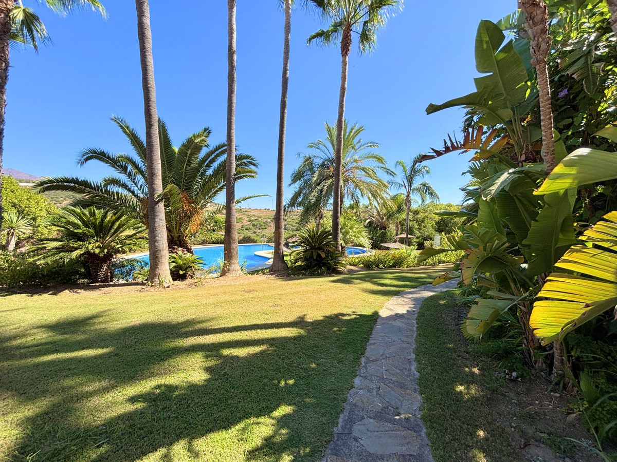 Appartement te koop in Casares Playa | 2 slaapkamers H5153062