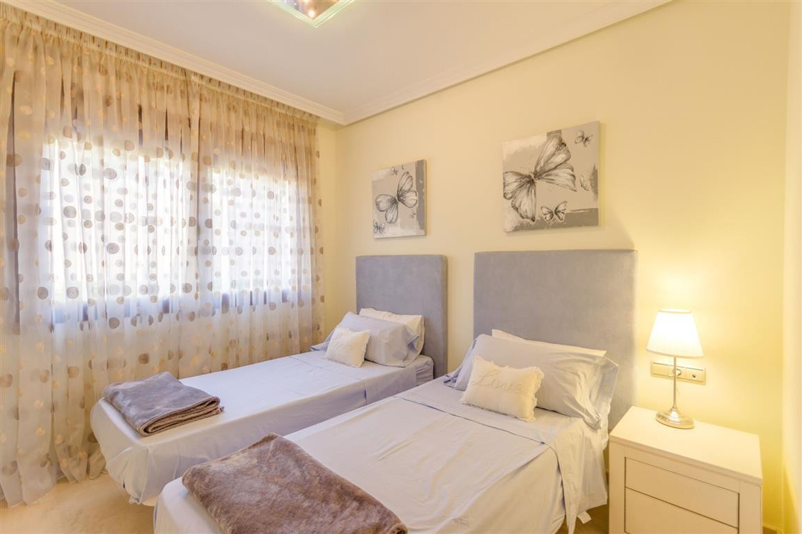 Appartement te koop in Casares Playa | 2 slaapkamers H5156911