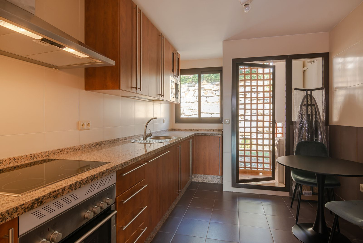 Appartement te koop in Casares Playa | 2 slaapkamers H5161426