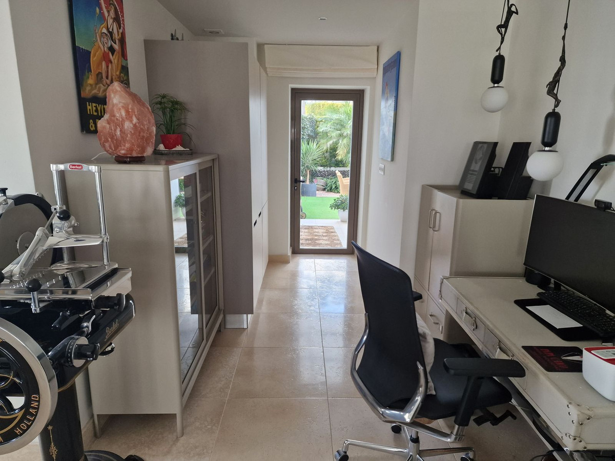 Appartement te koop in Casares Playa | 2 slaapkamers H5191441