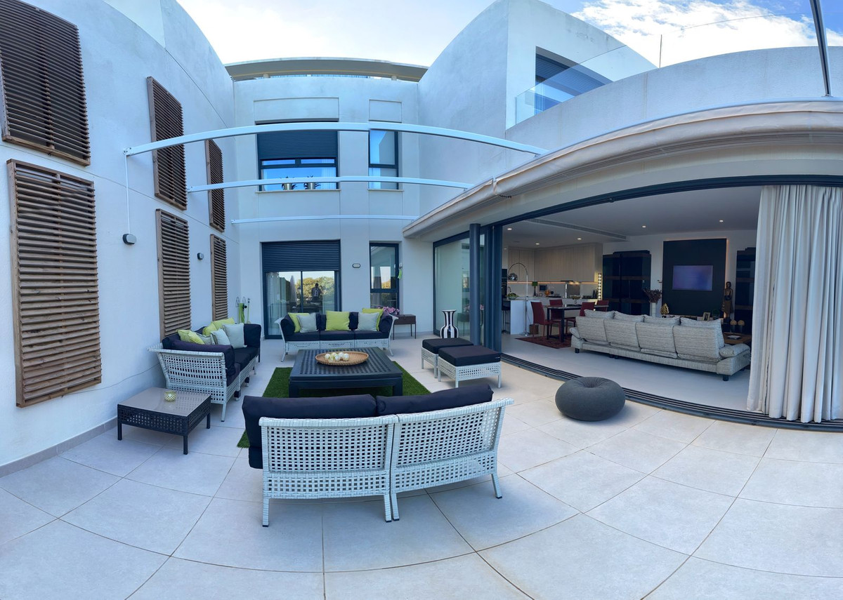 Duplex te koop in Casares Playa | 3 slaapkamers H5211961