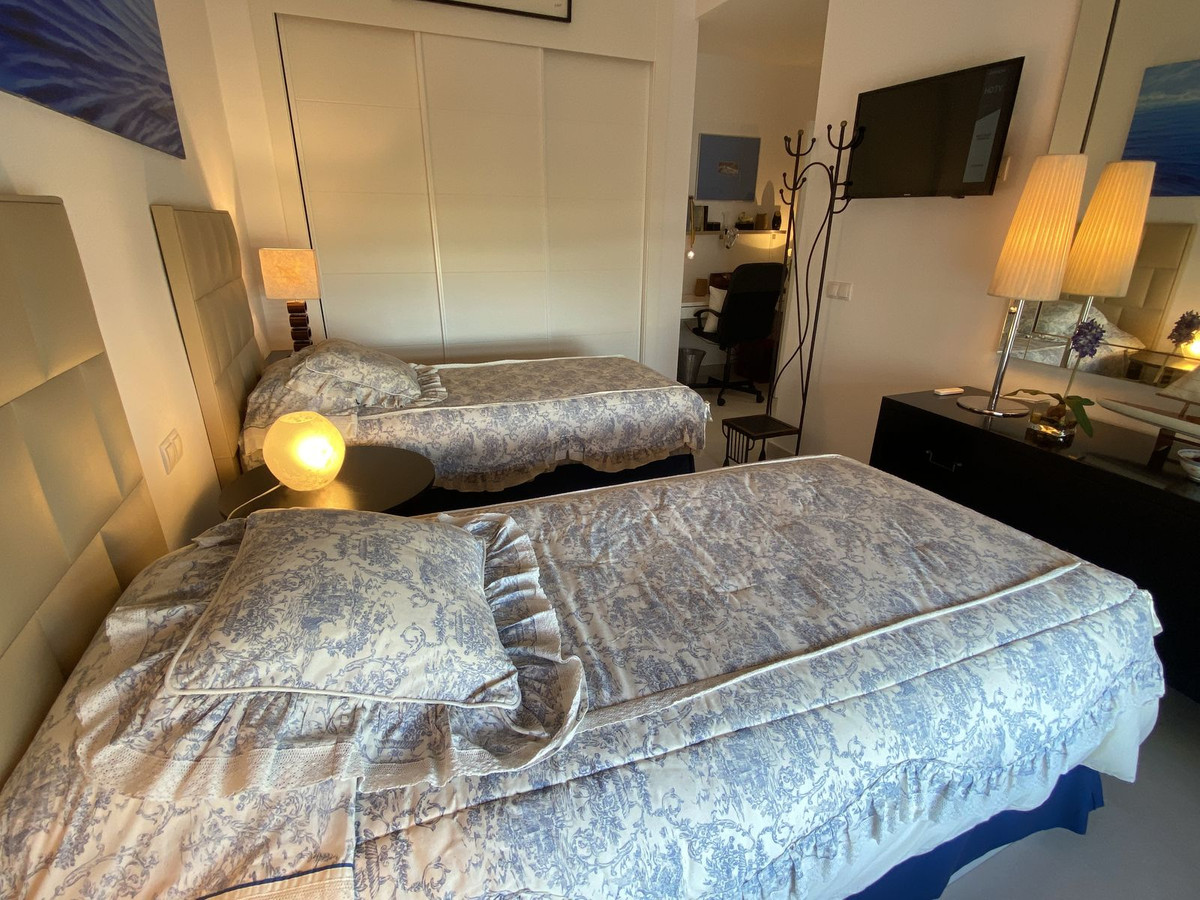 Duplex te koop in Casares Playa | 3 slaapkamers H5211961