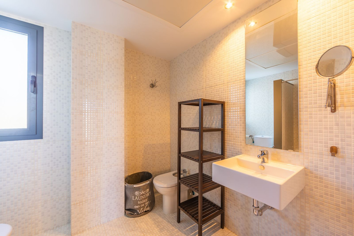 Penthouse te koop in Casares Playa | 2 slaapkamers H5220052