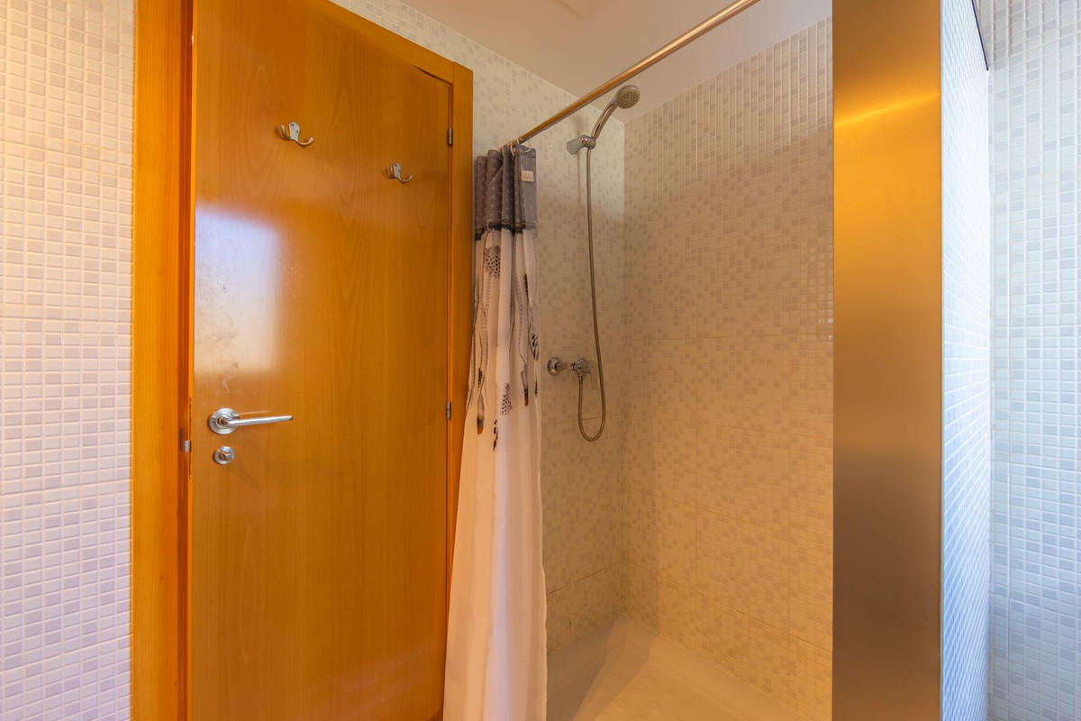 Penthouse te koop in Casares Playa | 2 slaapkamers H5220052