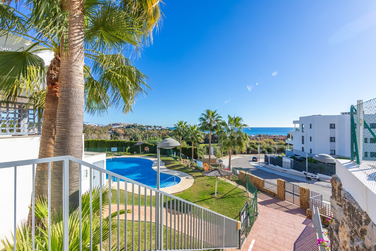 Penthouse te koop in Casares Playa | 2 slaapkamers H5220052