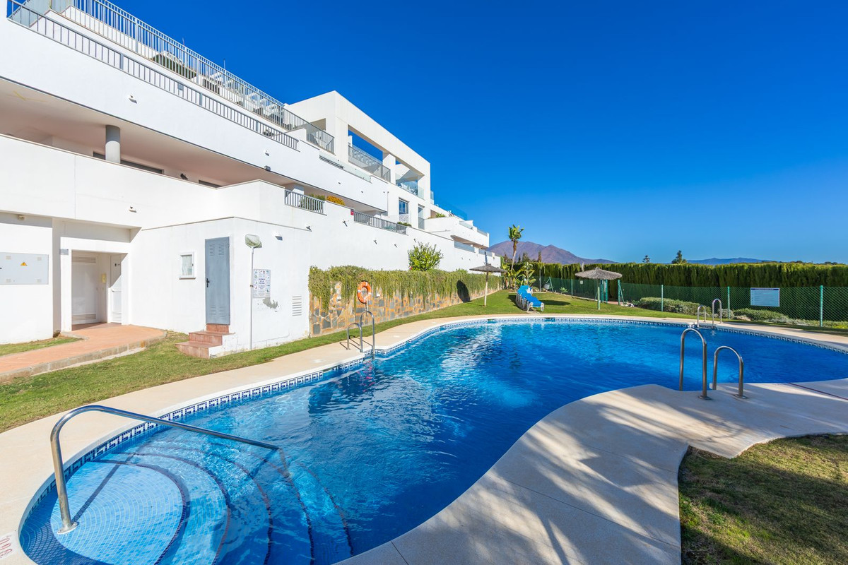 Penthouse te koop in Casares Playa | 2 slaapkamers H5220052
