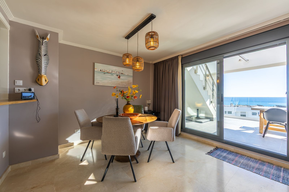 Penthouse te koop in Casares Playa | 2 slaapkamers H5220052