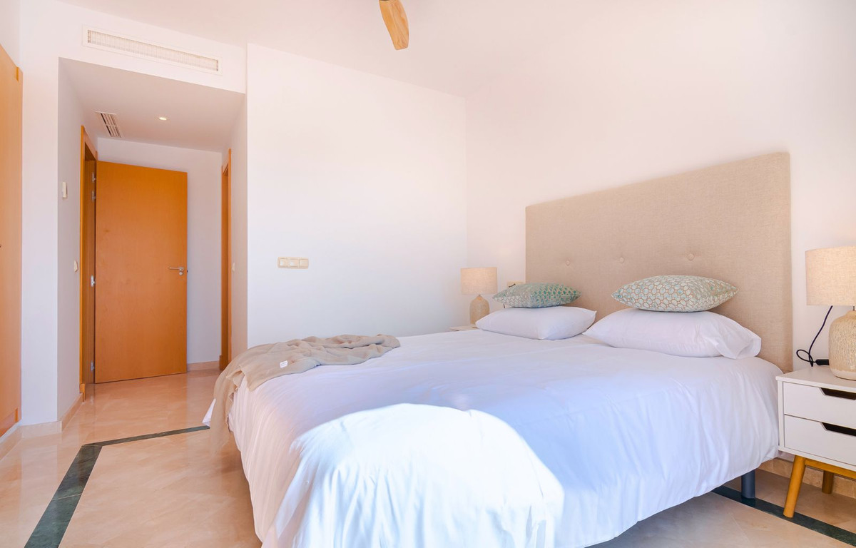 Penthouse te koop in Casares Playa | 3 slaapkamers H5245525