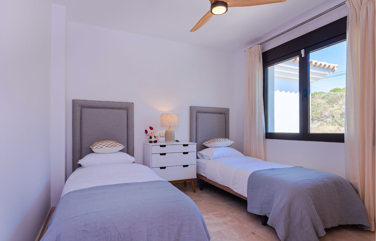 Penthouse te koop in Casares Playa | 3 slaapkamers H5245525