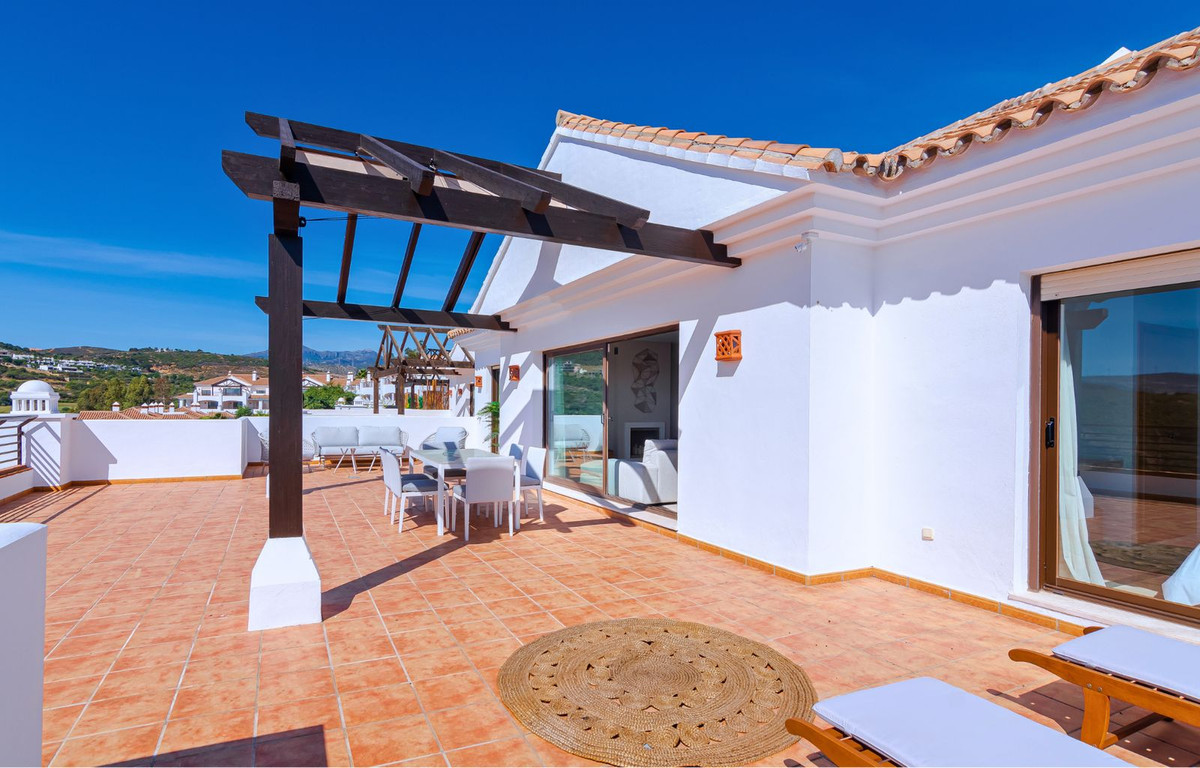 Penthouse te koop in Casares Playa | 3 slaapkamers H5245525
