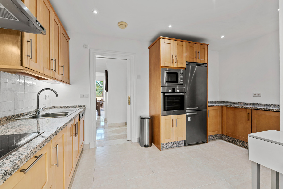 Penthouse te koop in Casares Playa | 3 slaapkamers H5248078