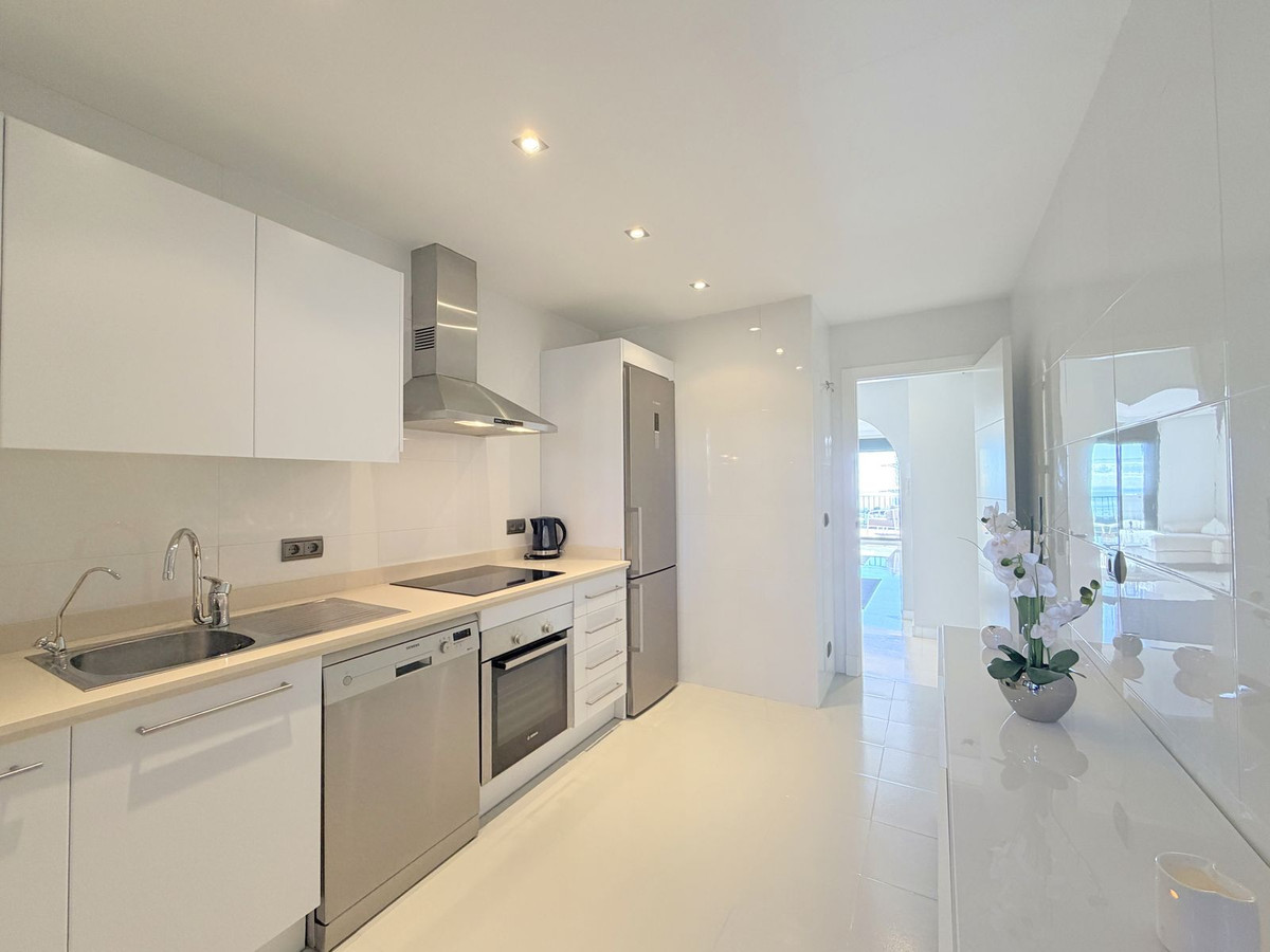 Appartement te koop in Casares Playa | 2 slaapkamers H5249890