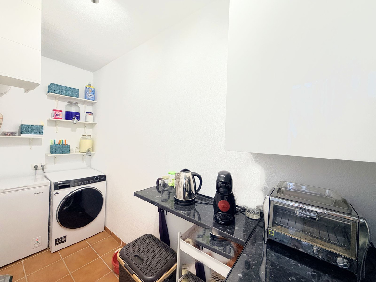 Appartement te koop in Casares Playa | 4 slaapkamers H5251147