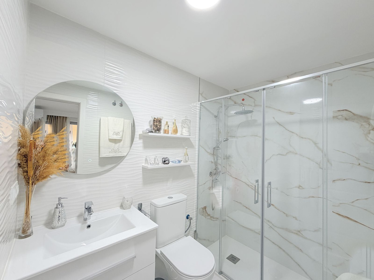 Appartement te koop in Casares Playa | 4 slaapkamers H5251147