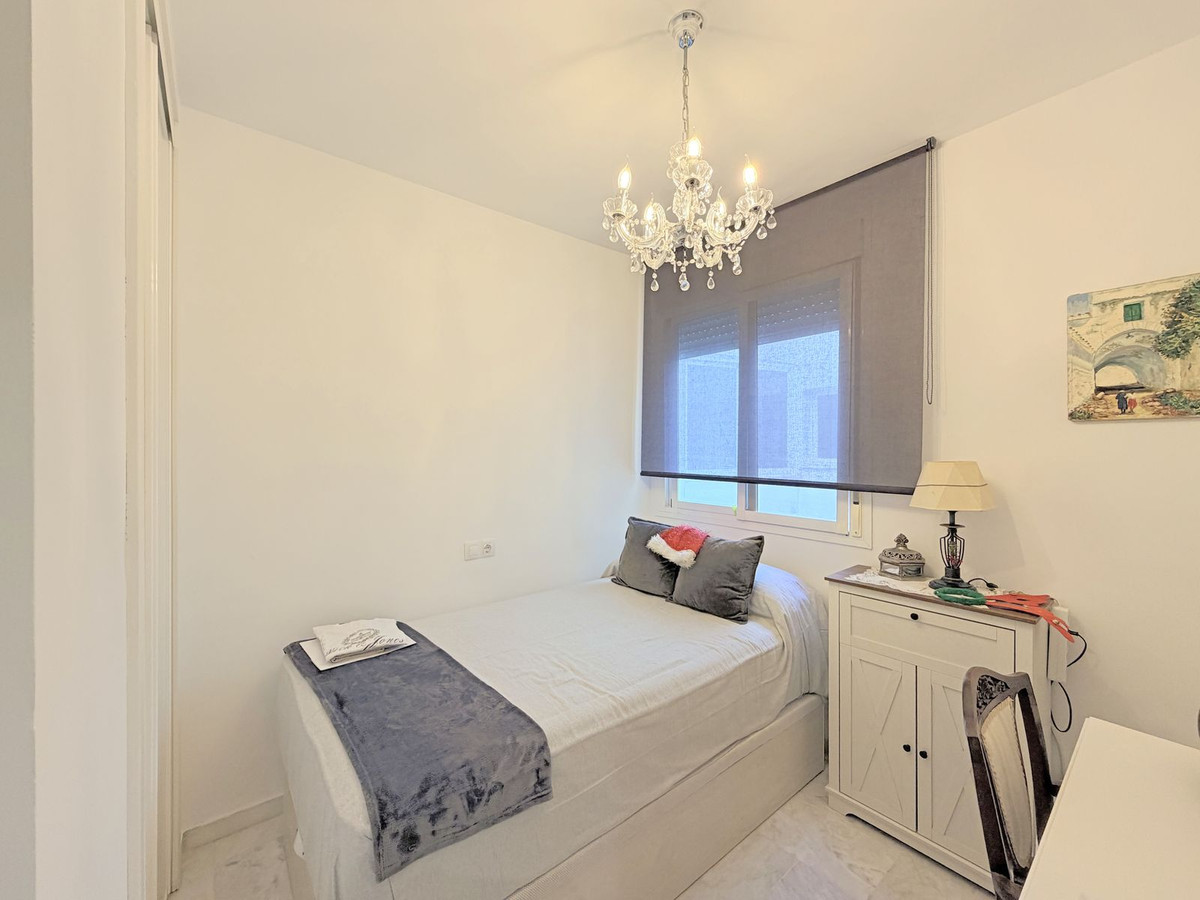 Appartement te koop in Casares Playa | 4 slaapkamers H5251147