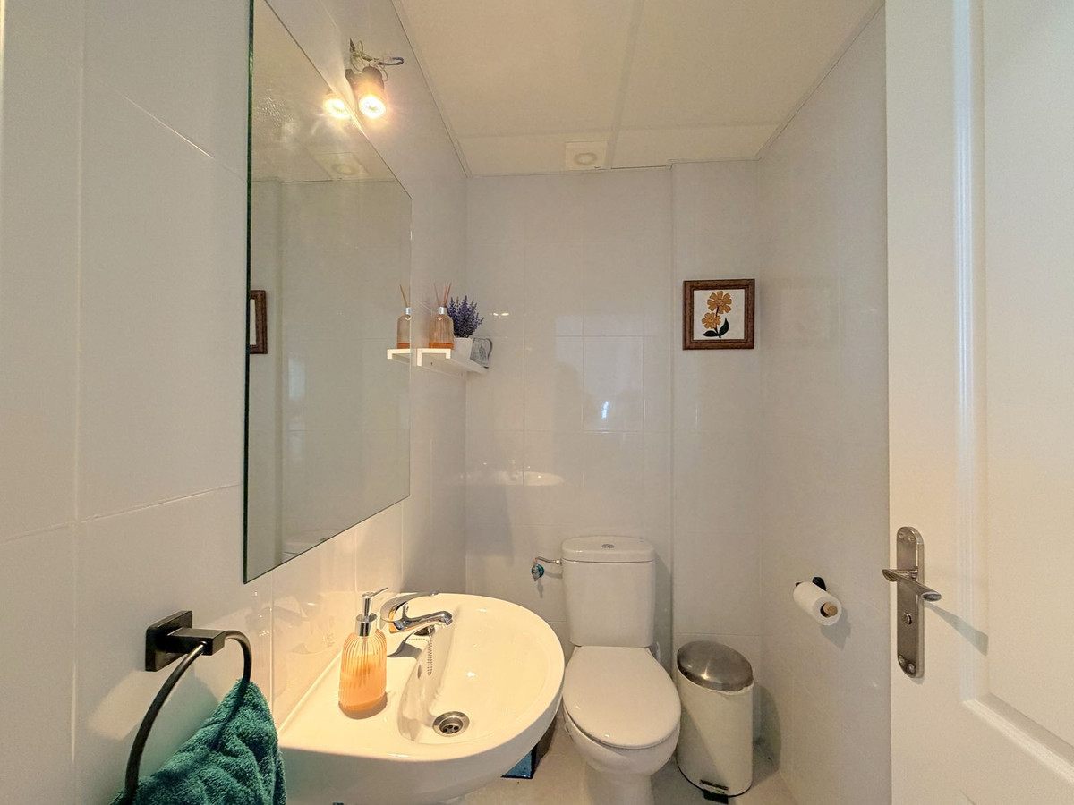 Appartement te koop in Casares Playa | 4 slaapkamers H5251147