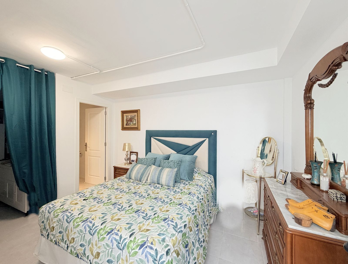 Appartement te koop in Casares Playa | 4 slaapkamers H5251147