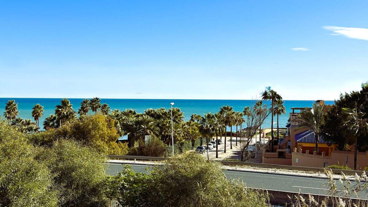 Huis te koop in Casares Playa | 2 slaapkamers H5264317