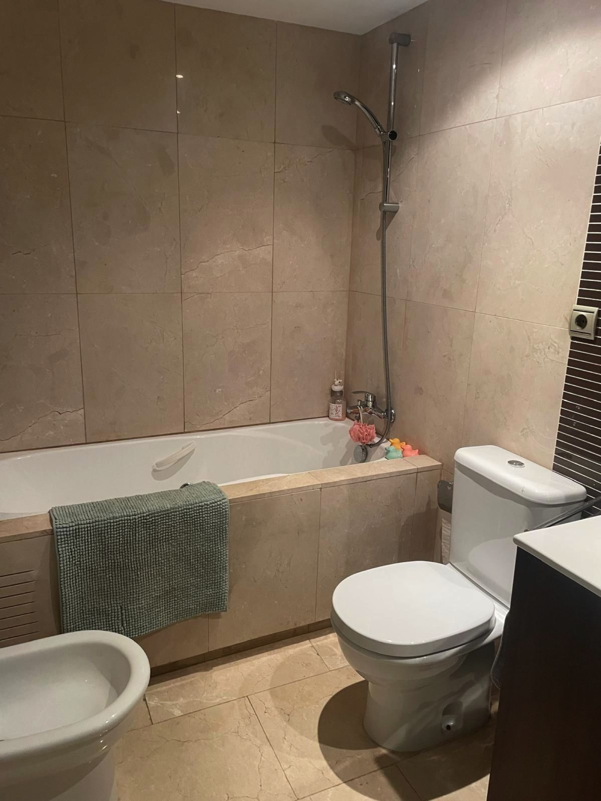 Appartement te koop in Casares Playa | 2 slaapkamers H5295262