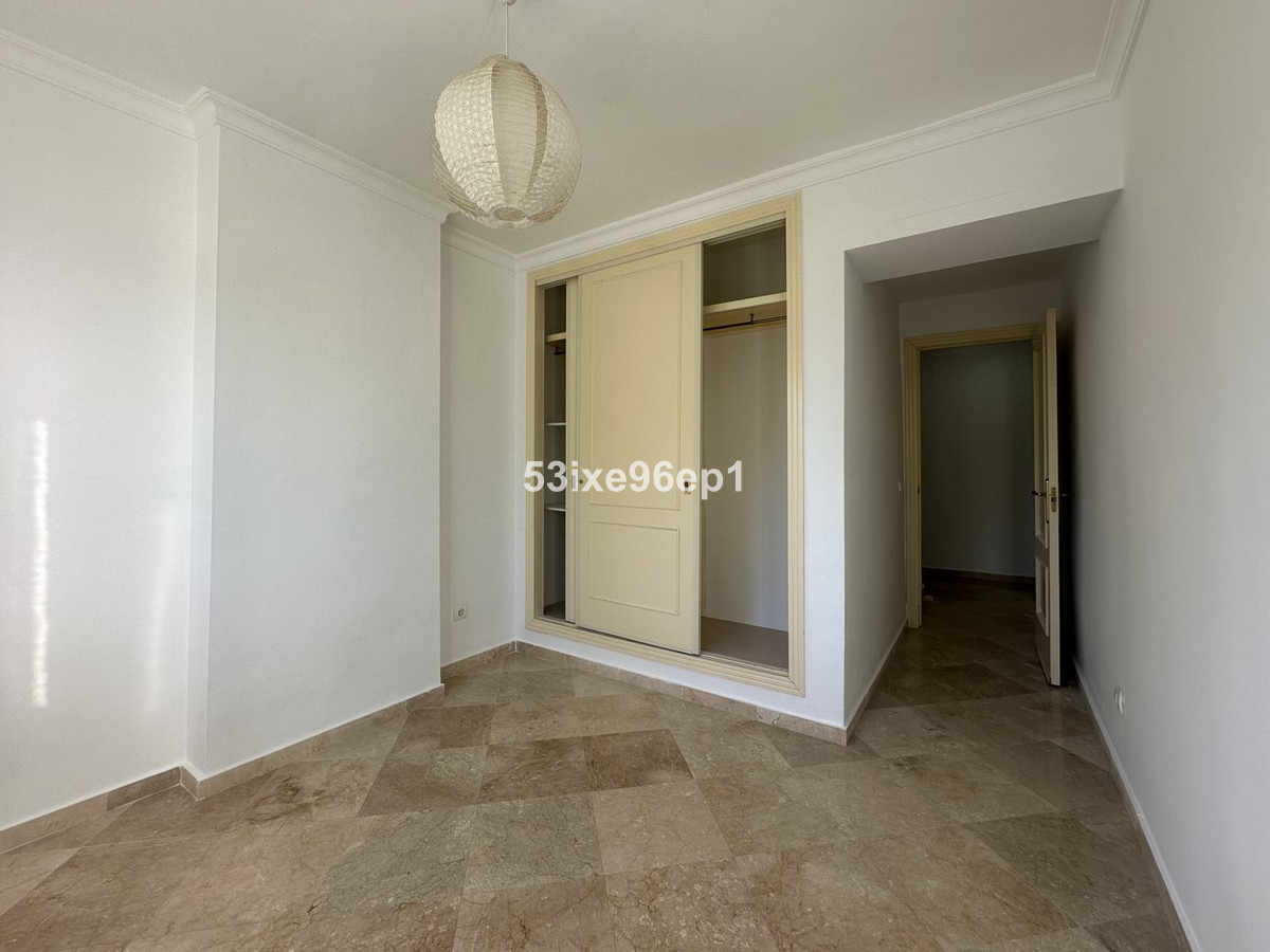 Appartement te koop in Casares Playa | 2 slaapkamers H5306623