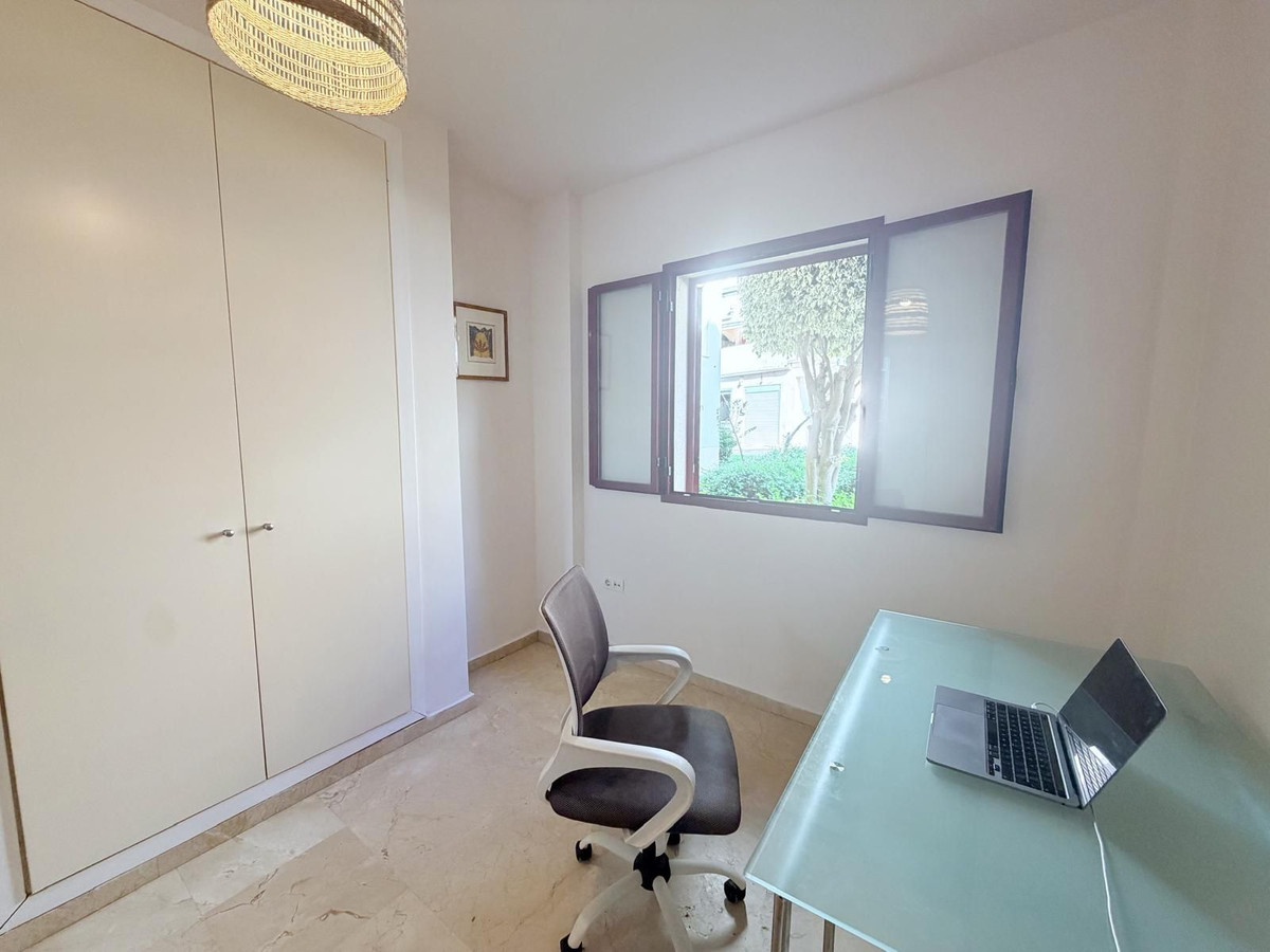 Appartement te koop in Casares Playa | 2 slaapkamers H5319466