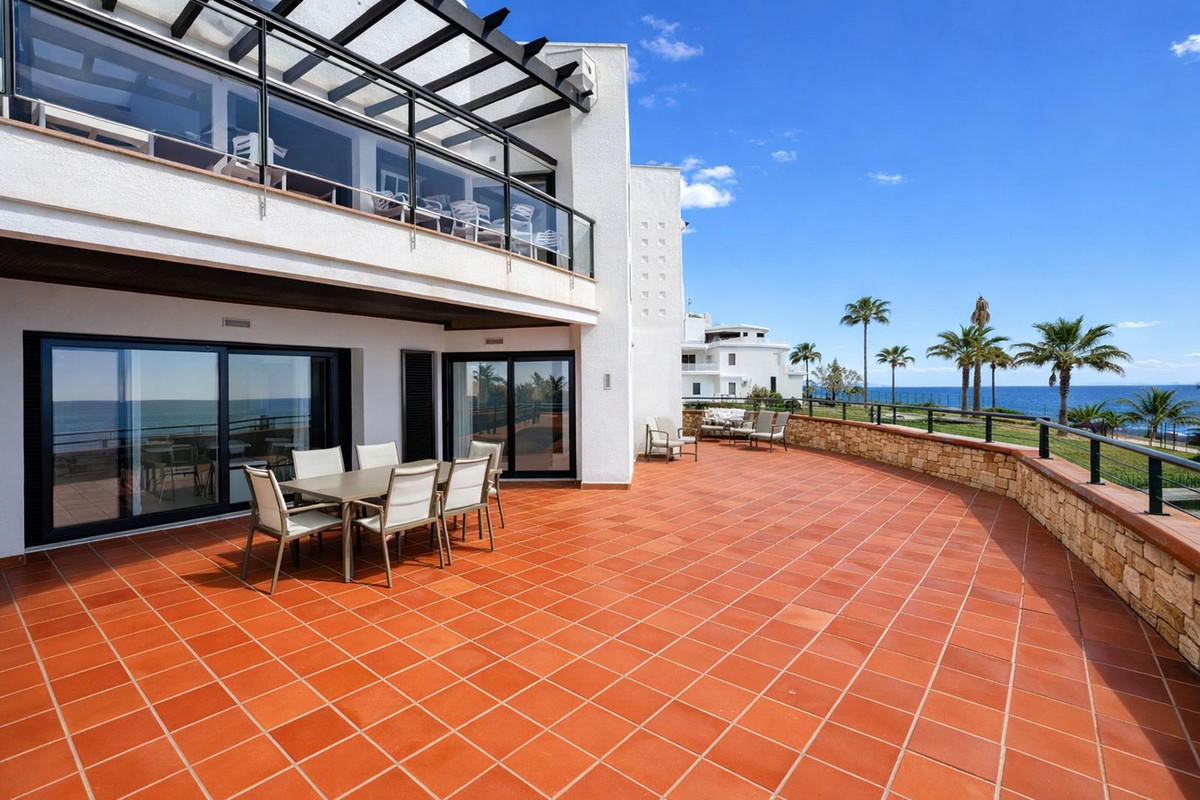 Appartement te koop in Casares Playa | 2 slaapkamers H5320657