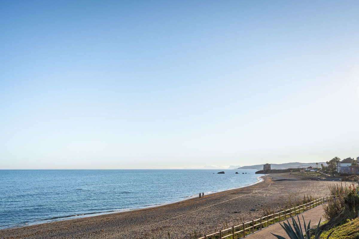 Appartement te koop in Casares Playa | 2 slaapkamers H5320657