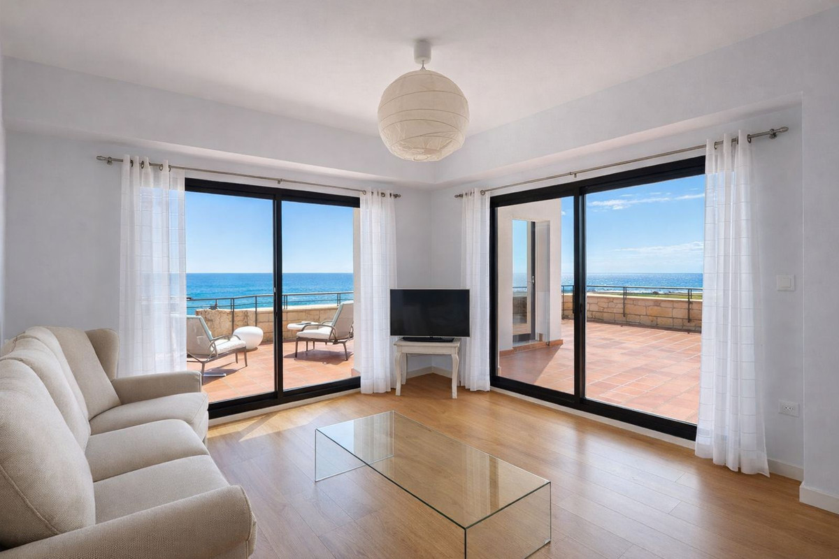 Appartement te koop in Casares Playa | 2 slaapkamers H5320657