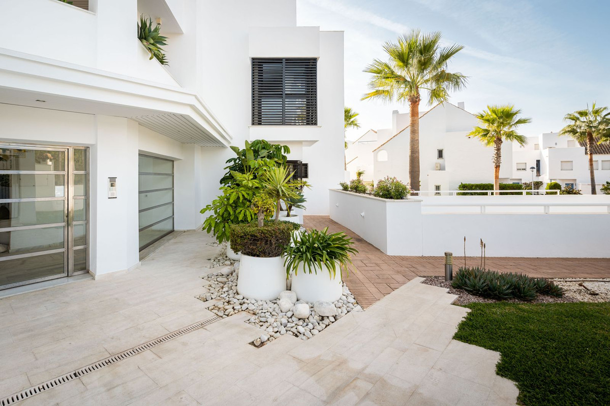 Appartement te koop in Casares Playa | 2 slaapkamers H5320657