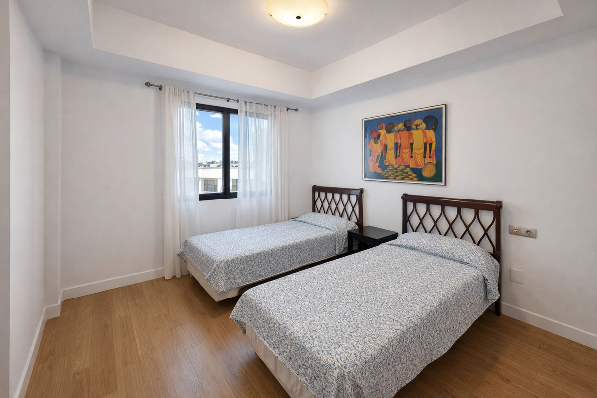 Appartement te koop in Casares Playa | 2 slaapkamers H5320657