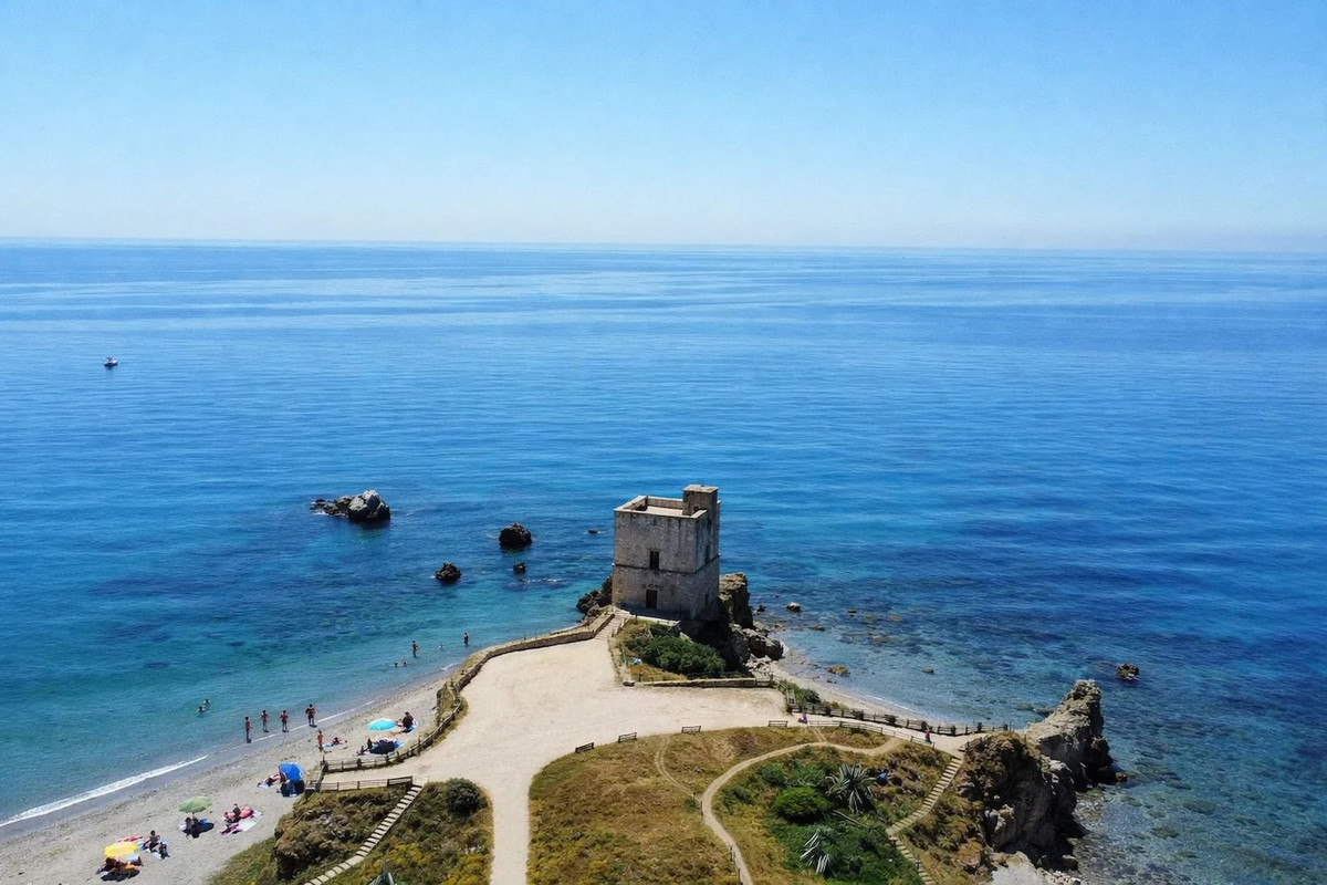 Appartement te koop in Casares Playa | 2 slaapkamers H5346307