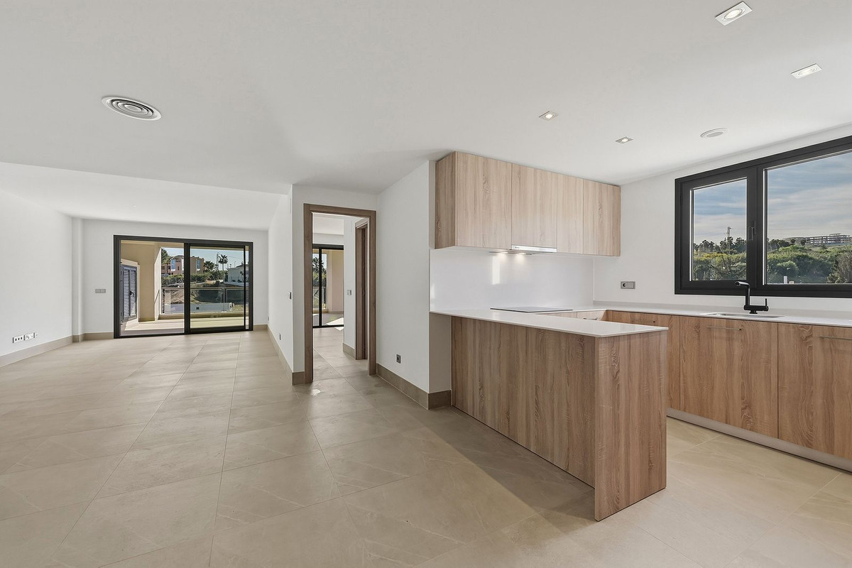 Appartement te koop in Casares Playa | 3 slaapkamers H5348011