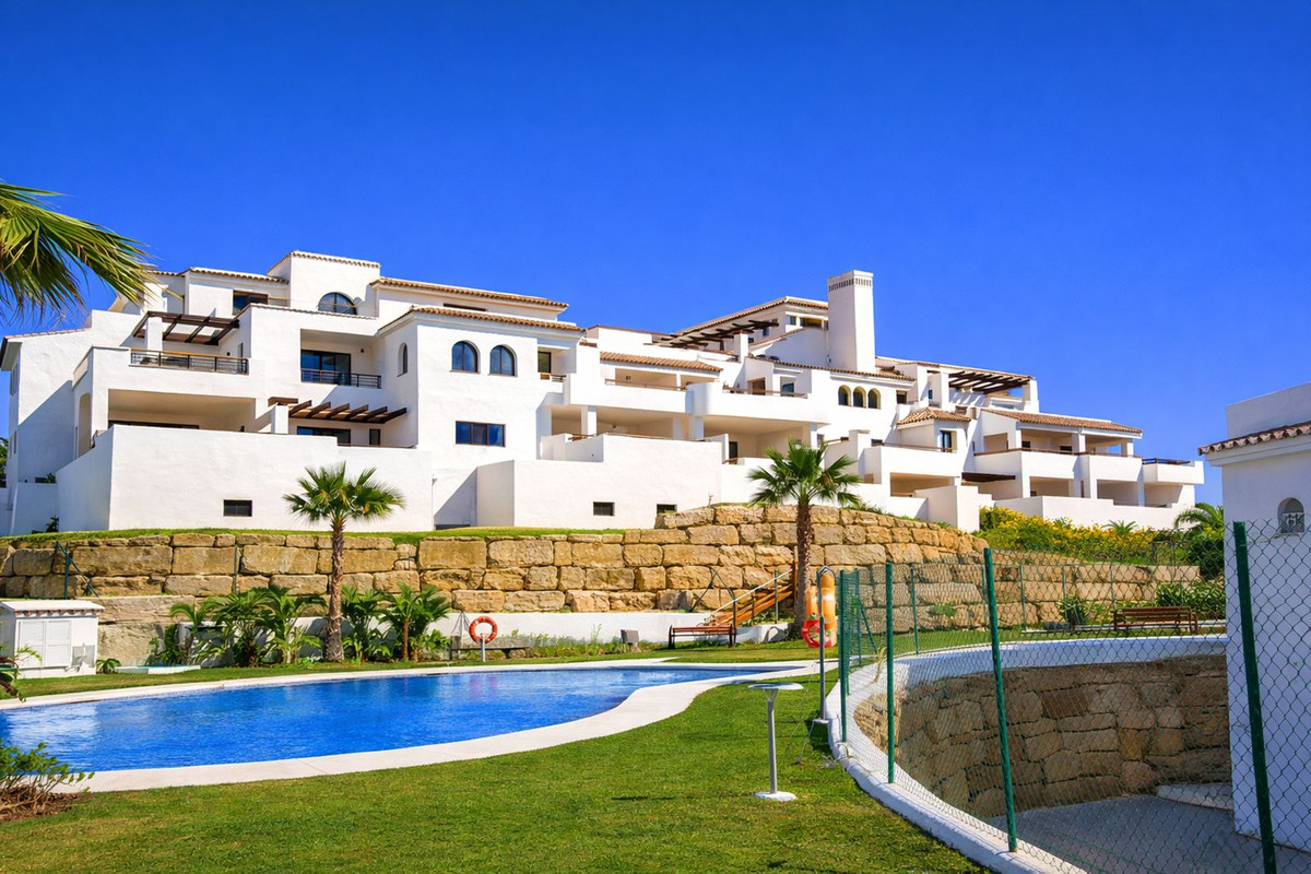 Appartement te koop in Casares Playa | 2 slaapkamers H5348128