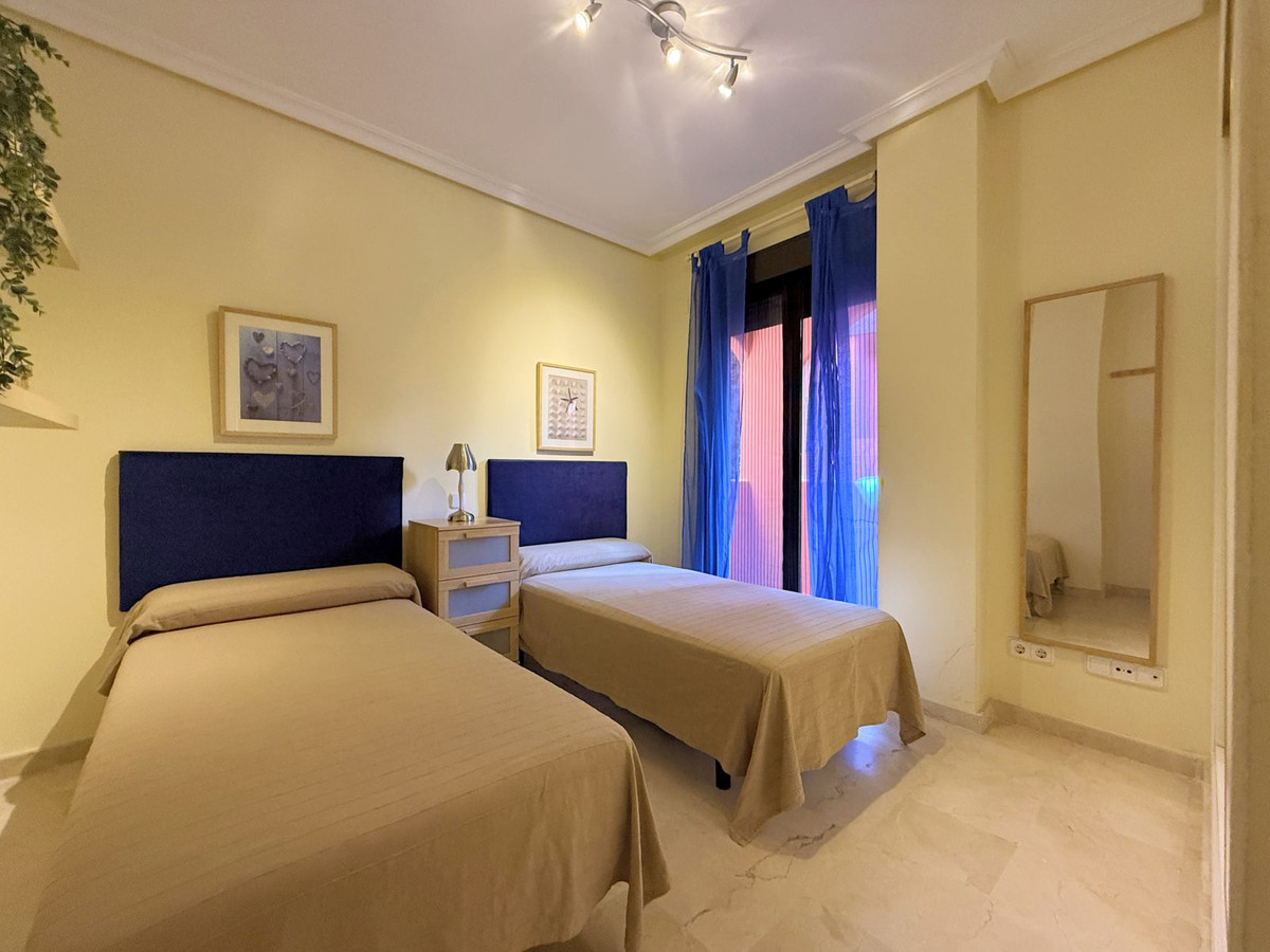 Appartement te koop in Casares Playa | 2 slaapkamers H5351566