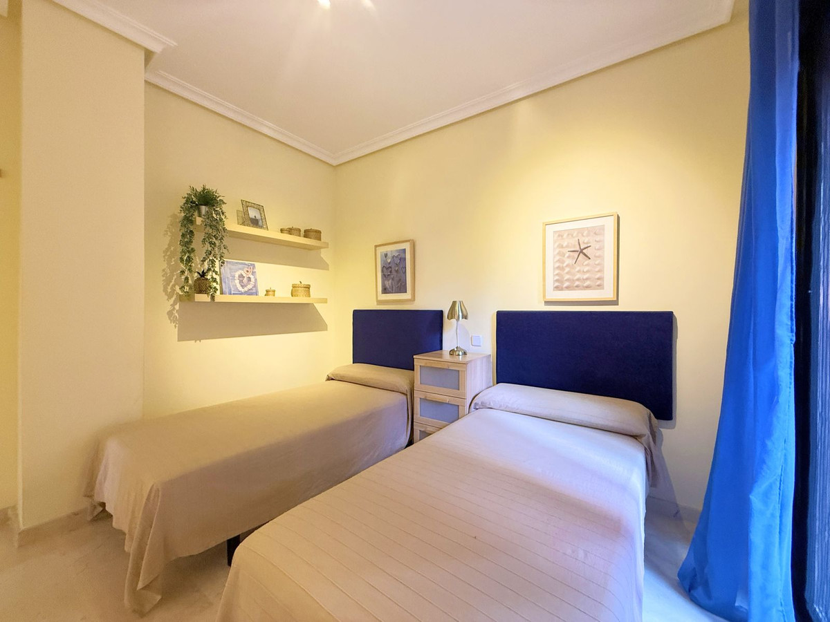 Appartement te koop in Casares Playa | 2 slaapkamers H5351566