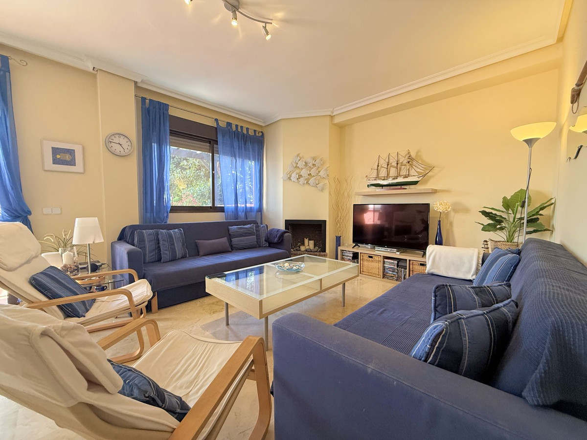 Appartement te koop in Casares Playa | 2 slaapkamers H5351566