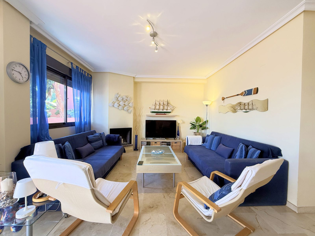 Appartement te koop in Casares Playa | 2 slaapkamers H5351566