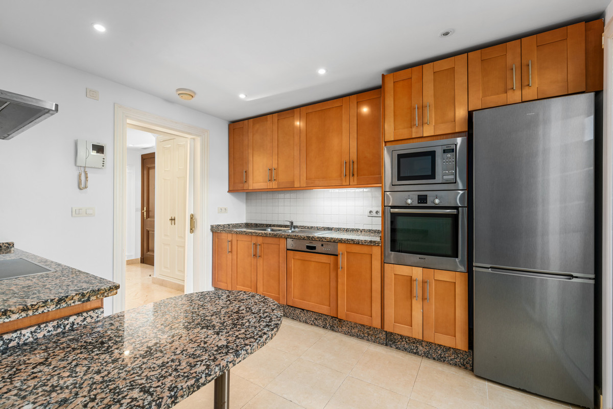 Appartement te koop in Casares Playa | 2 slaapkamers H5362225