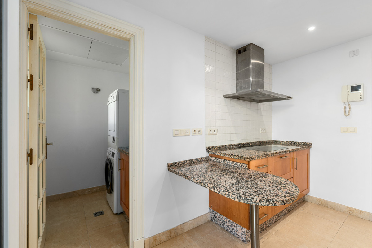 Appartement te koop in Casares Playa | 2 slaapkamers H5362225