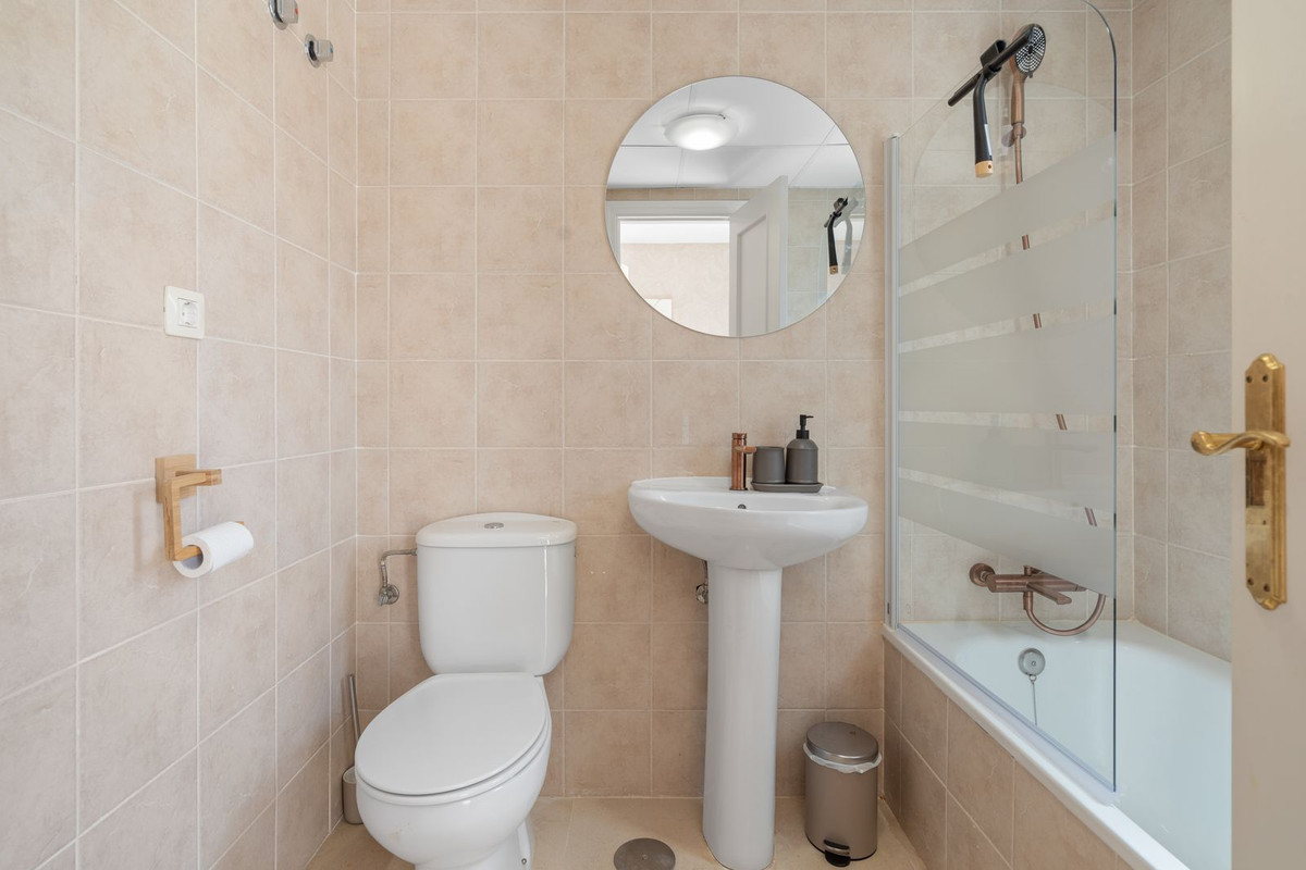 Appartement te koop in Casares Playa | 3 slaapkamers H5364094